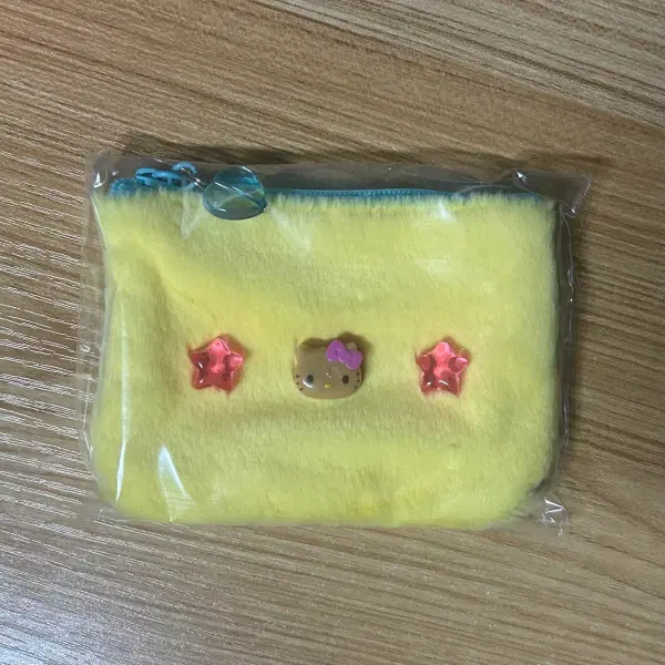 산리오 토키메키 팝비즈 파우치 태닝키티 - 2번째 이미지