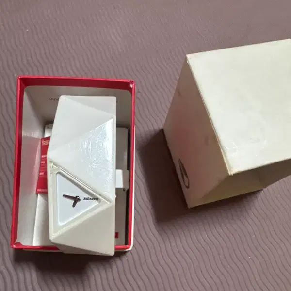NIXON 니ixon Tribella 화이트 여성 시계 풀박스