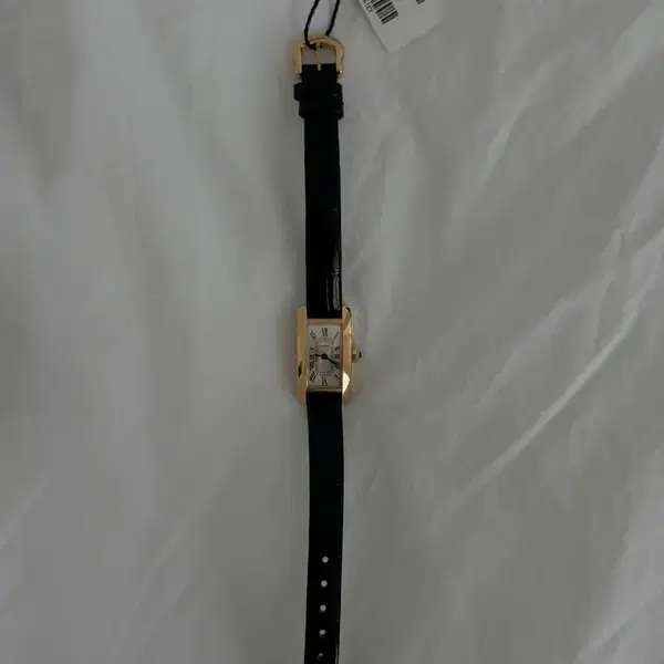 까르띠에 탱크 아메리칸 미니 옐로우 골드 (Cartier Tank Americaine Mini) - 7번째 이미지