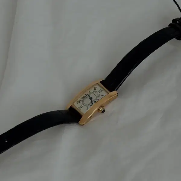 까르띠에 탱크 아메리칸 미니 옐로우 골드 (Cartier Tank Americaine Mini) - 5번째 이미지