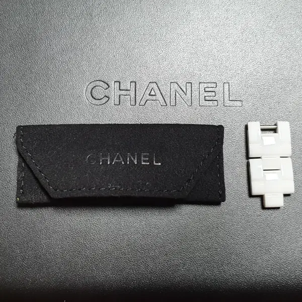 CHANEL 샤넬J12 풀 다이아몬드 시계 - 10번째 이미지