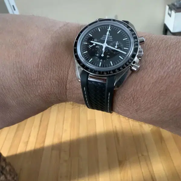 오메가 아쿠아테라 38mm 용 정품 블랙 러버밴드 러버스트랩 세트 - 4번째 이미지