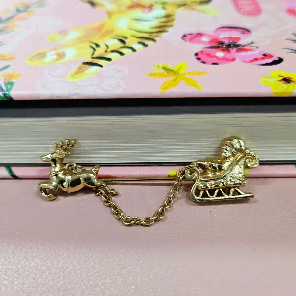 AVON 골드 산타 브로치 usa vintage