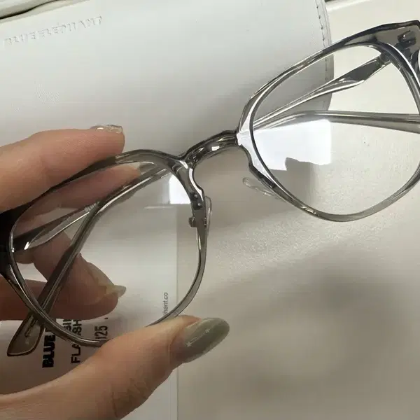 블루엘리펀트 #jerri grey crystal - 2번째 이미지
