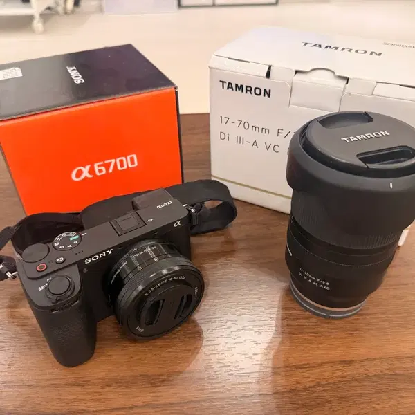 소니 a6700 기본렌즈+탐론17-70 팝니다