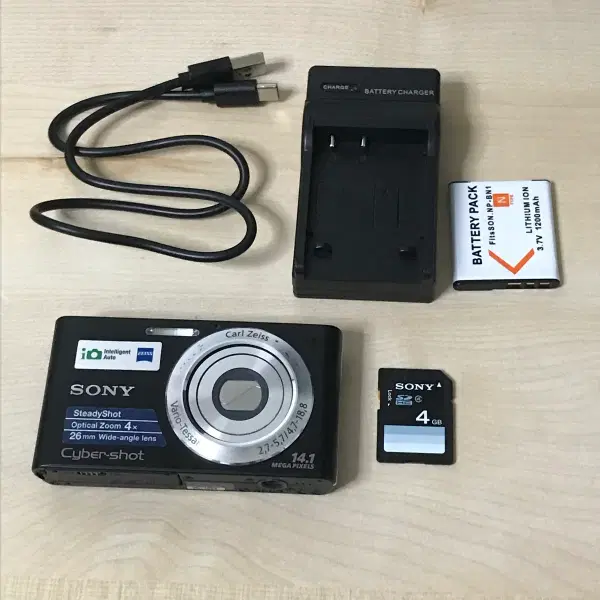 소니 사이버샷 DSC-W320