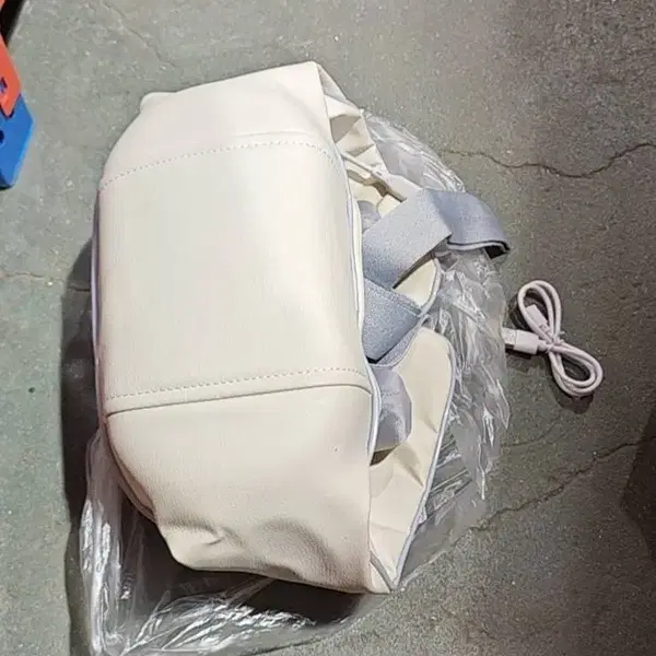 SHILONG 웨어러블 무선 넥엔숄더 안마기 온열 목 어께 마시지기