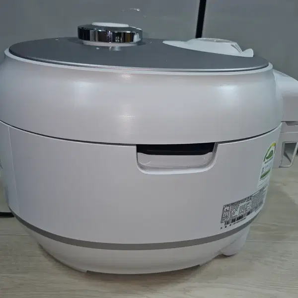 쿠첸 IH 압력밥솥 10인용 (모델명: CRT-RPS1091BW) - 5번째 이미지