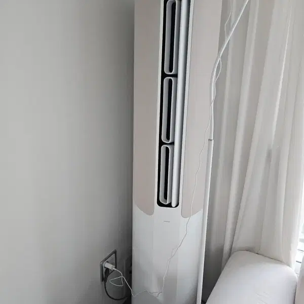 삼성 인버터 무풍 2in1 에어컨 팝니다 23년식 - 1번째 이미지