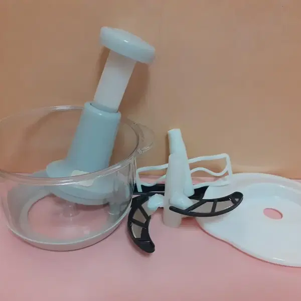 새 상품)플라 스틱 다지기 1 5L 10000원