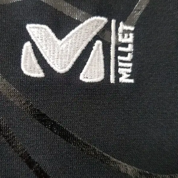 MILLET outdoor 밀레 블랙 후드 아웃도어 등산 자켓 밀레 블랙 후드 자켓 등산의류 등산복 의류 안감 기모 - 6번째 이미지
