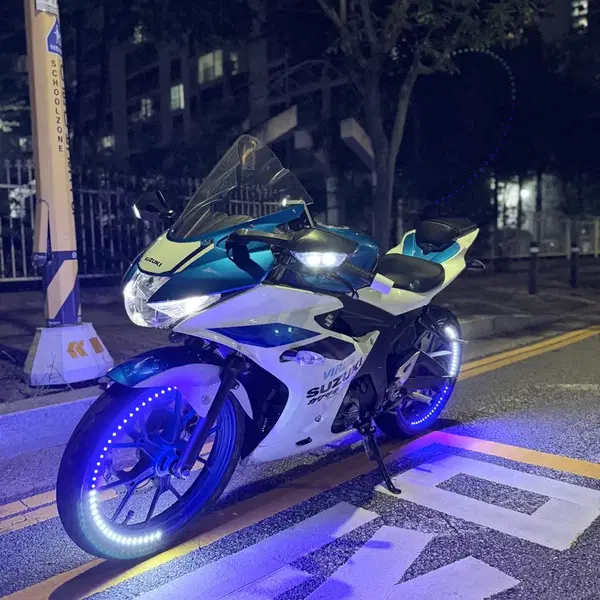 스즈키 gsxr125 풀튜닝 판매합니다. - 2번째 이미지