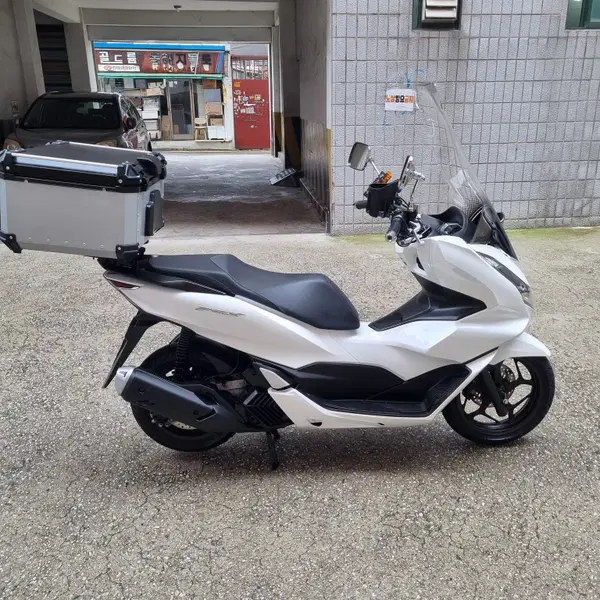 24년식 혼다 pcx125 abs 빅스쿠터 판매 - 2번째 이미지