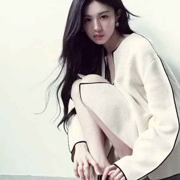 (새상품) <이사랑통역되나요?><환혼>배우 고윤정님 샤넬화보가 실린 마리끌레르 잡지 양도 - 7번째 이미지