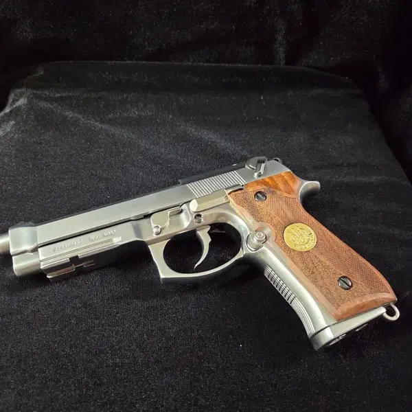 WE M9A1 베레타 은장 gbb