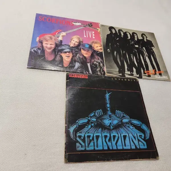 Scorpions 라이브 / Love Drive 등 LP 3종 세트 일괄판매