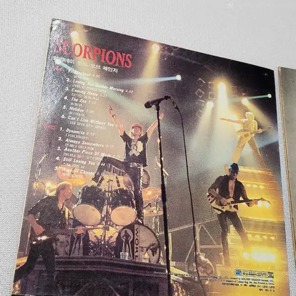 Scorpions 라이브 / Love Drive 등 LP 3종 세트 일괄판매 - 6번째 이미지