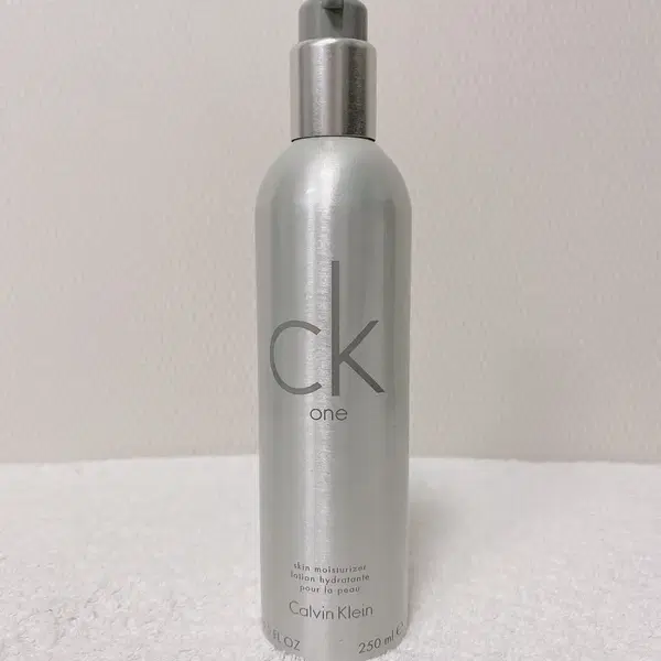CK 원 모이스처라이저 250ml