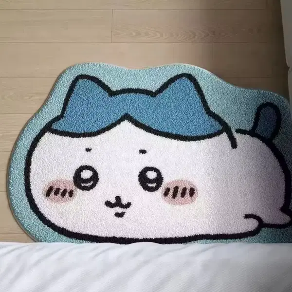 치이카와 하치와레 러그