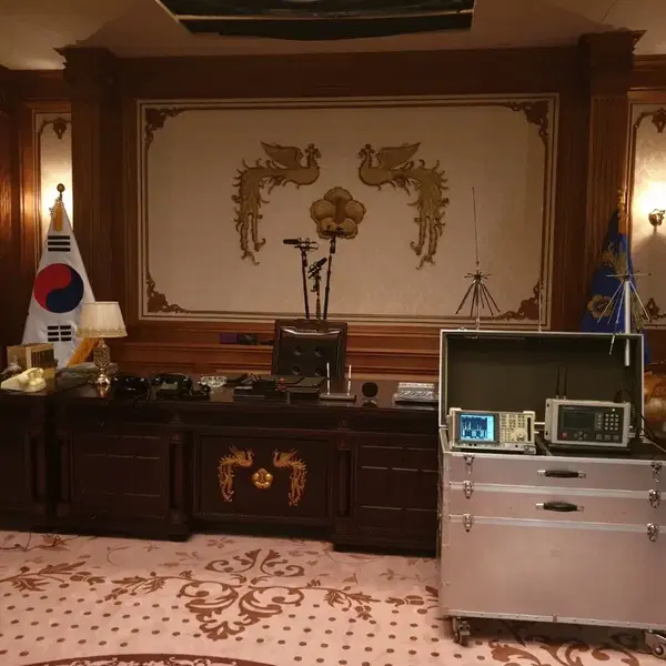 도청 감청 탐지기 차량 감시 탐지 장치 방지 찾기 도청기 달인 도청장치