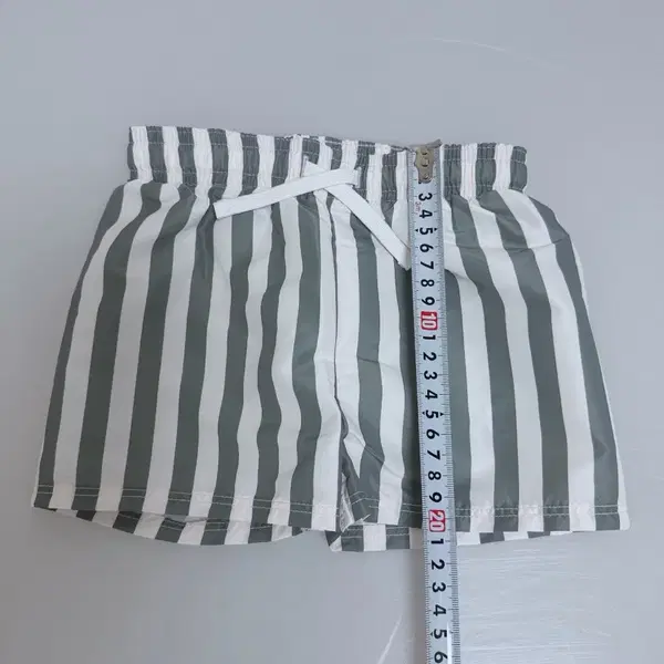 (미사용 새상품 수영복) H&M 키즈 스트라이프 반바지 수영복 (9-12개월) - 4번째 이미지