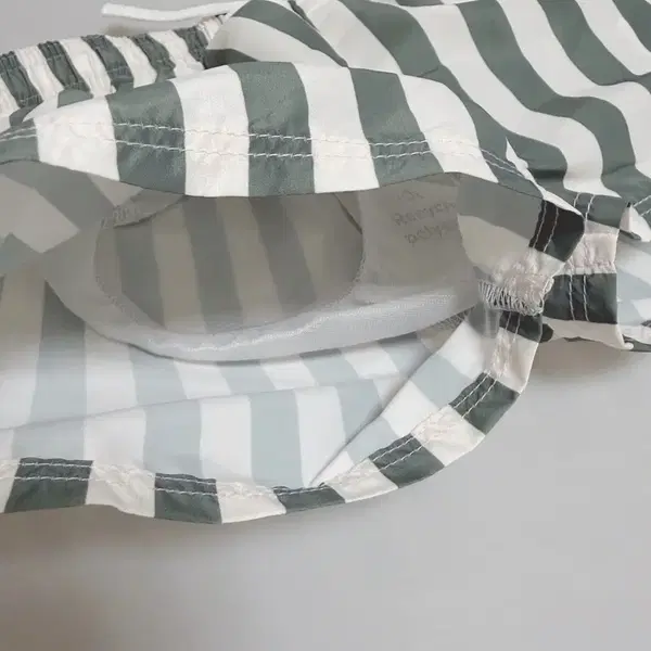 (미사용 새상품 수영복) H&M 키즈 스트라이프 반바지 수영복 (9-12개월) - 10번째 이미지
