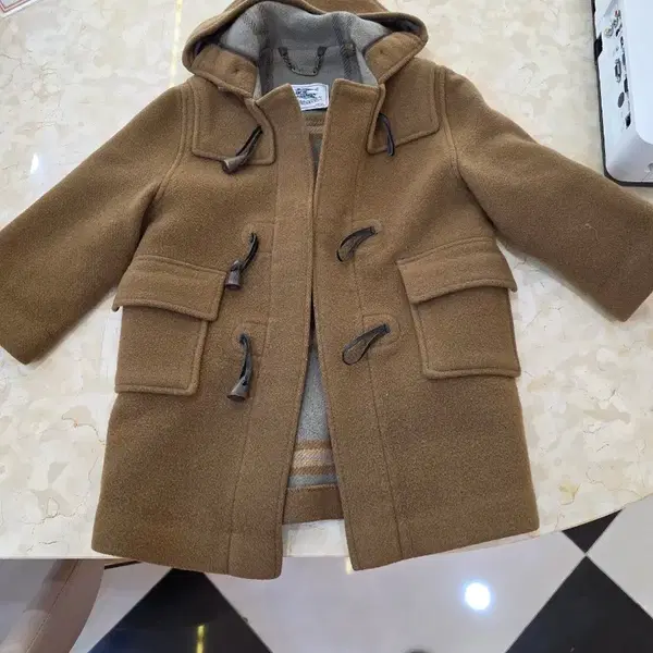정품 버버리 떡복기 코트